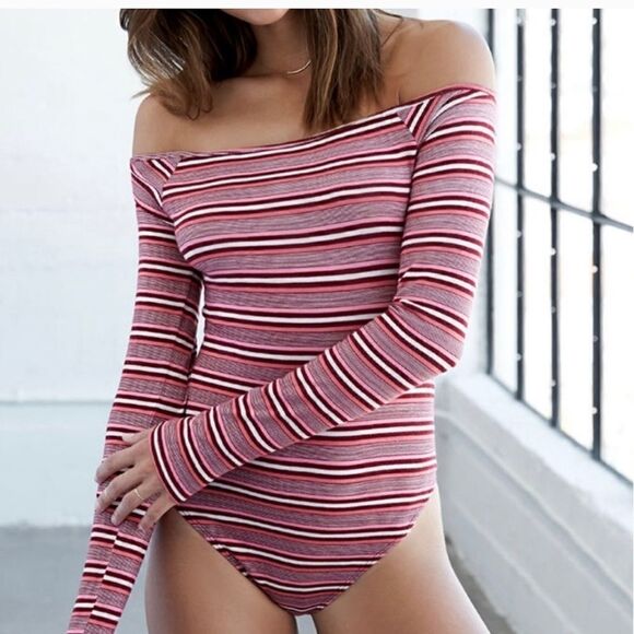 PacSun  Me to We Pink Striped Off Shoulder Bodysuit Size Small - Picture 1 of 10